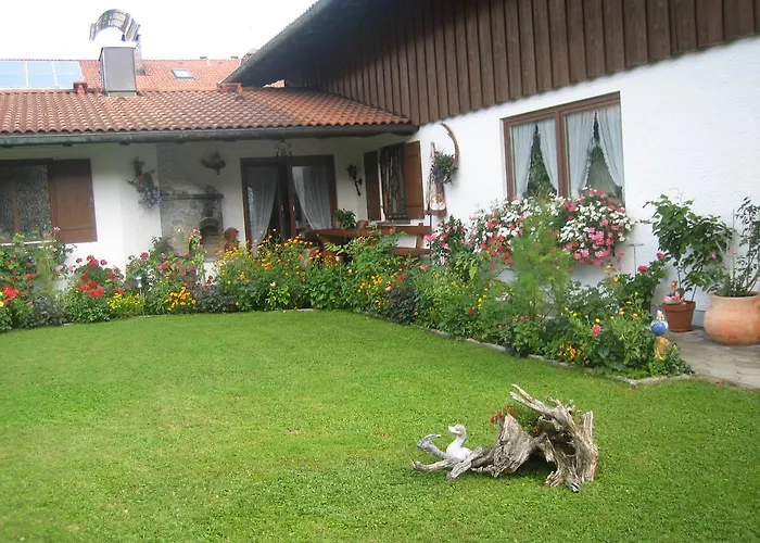 Gaestehaus Proisl 렌그레스